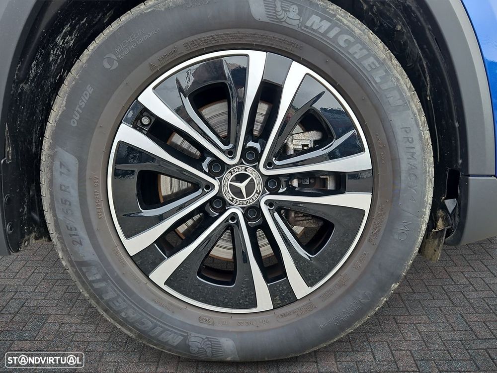 Mercedes-Benz GLA 180 d Progressive - 11