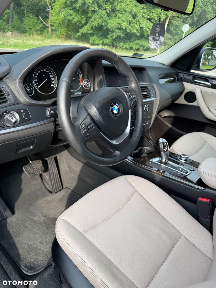 BMW X3 xDrive20d - 10