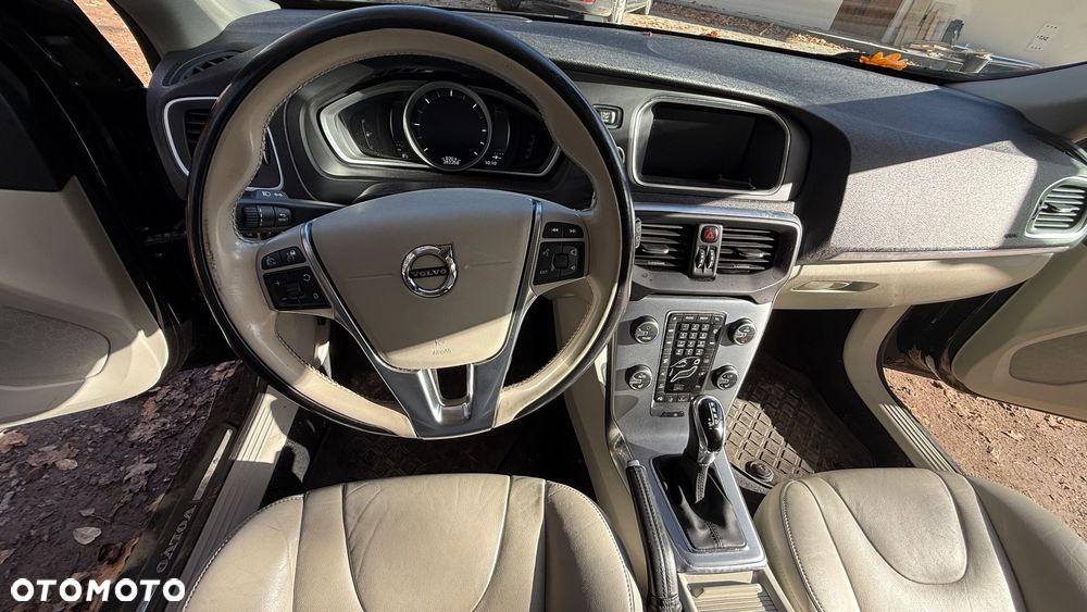 Volvo V40 2017 photo 4