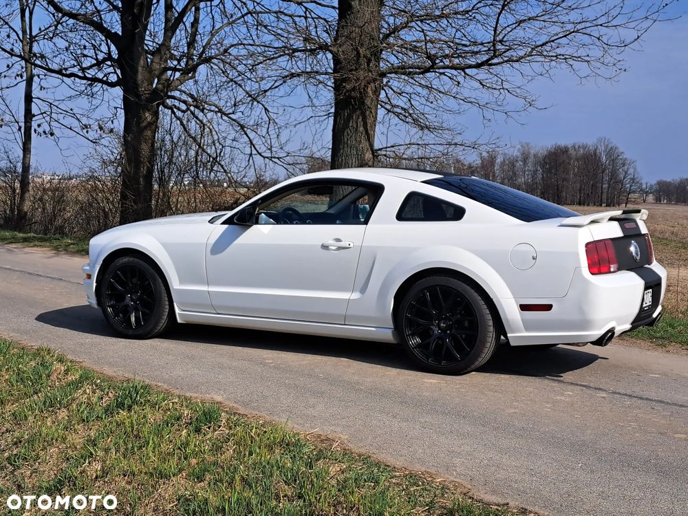 Ford Mustang - 10