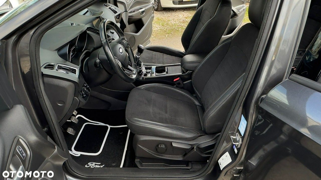Ford Kuga - 6