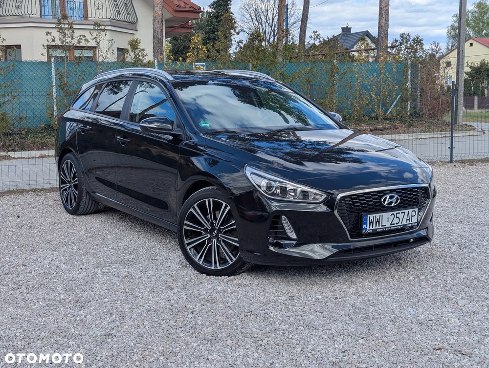 Hyundai i30 1.4 T-GDI Family+ - 1
