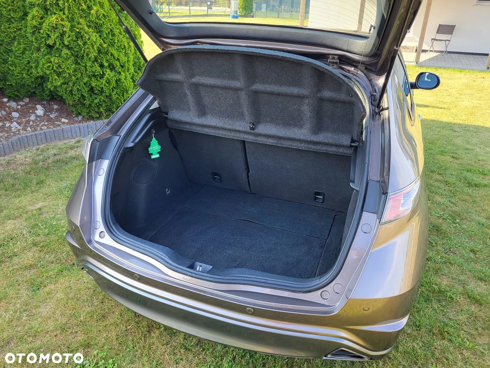 Honda Civic 1.8 Comfort - 11