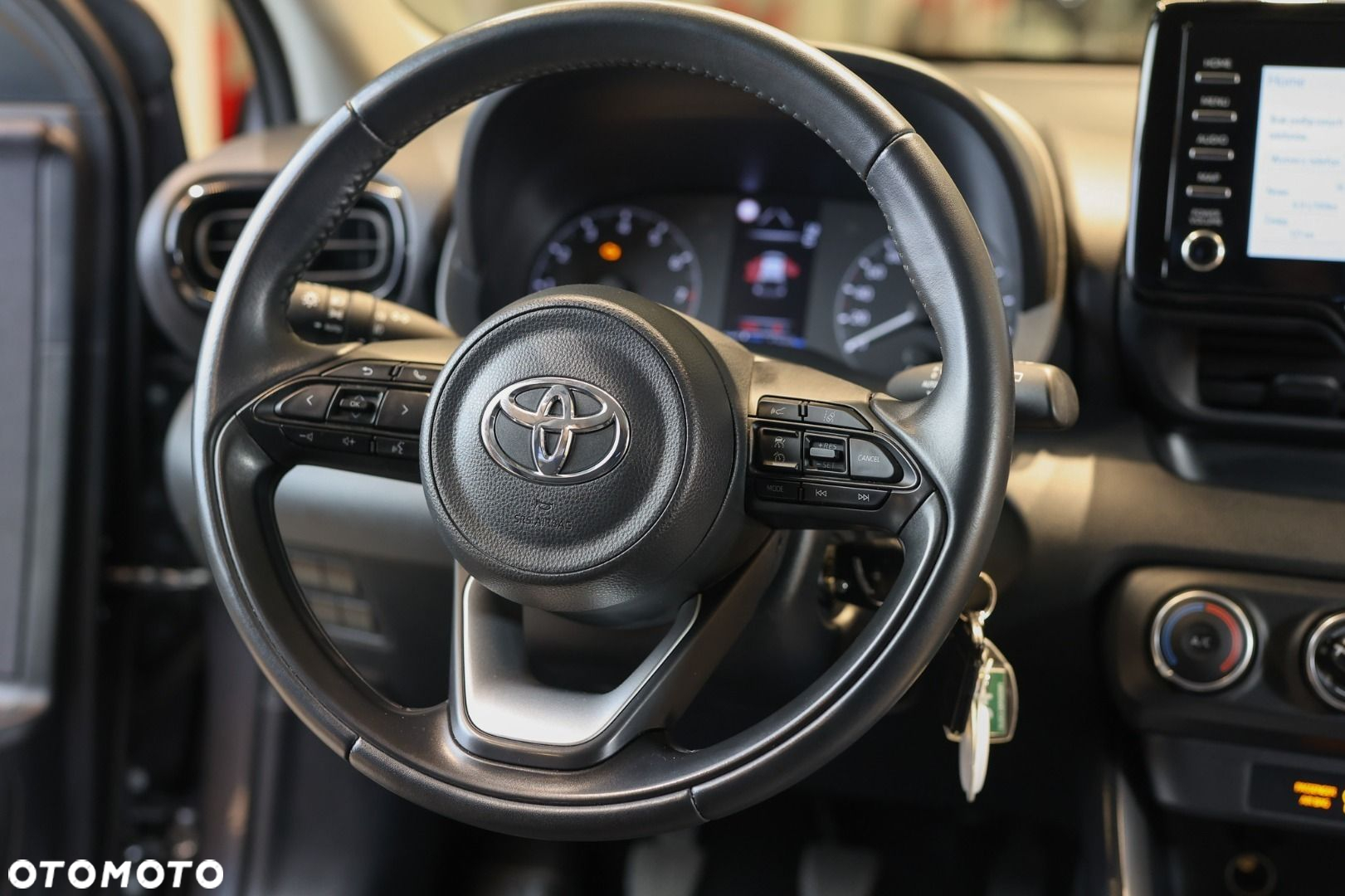 Toyota Yaris - 20