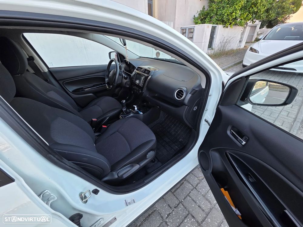 Mitsubishi Space Star 1.2 Intense - 9