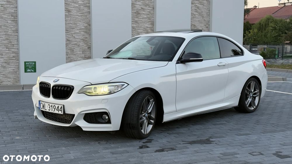 BMW Seria 2 220d M Sport - 5