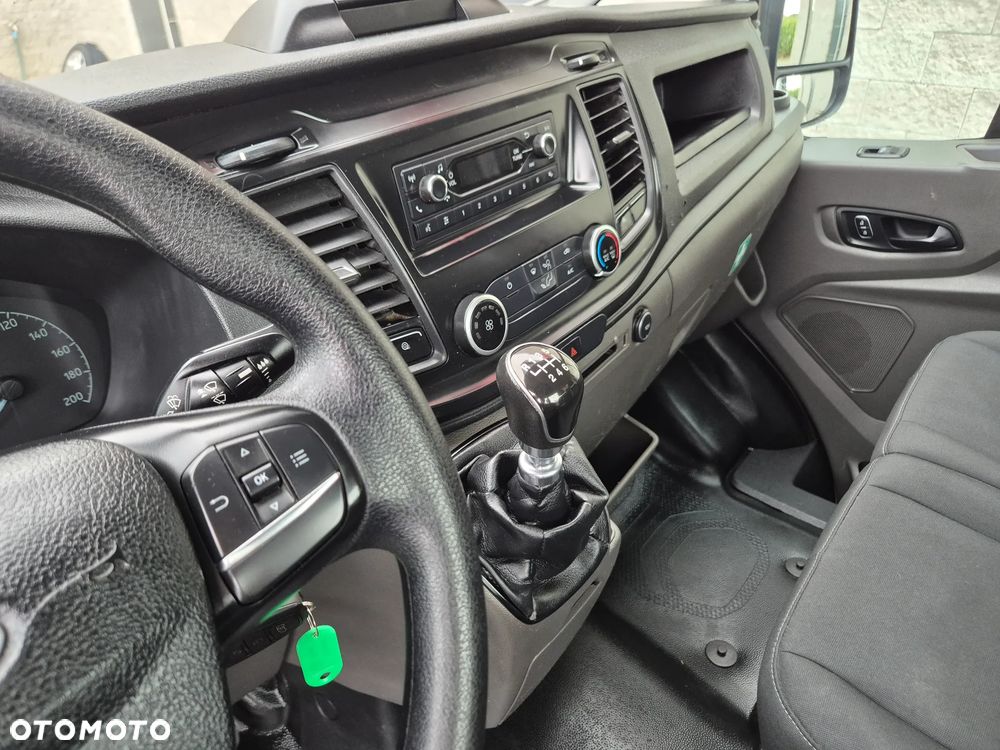 Ford Transit - 16