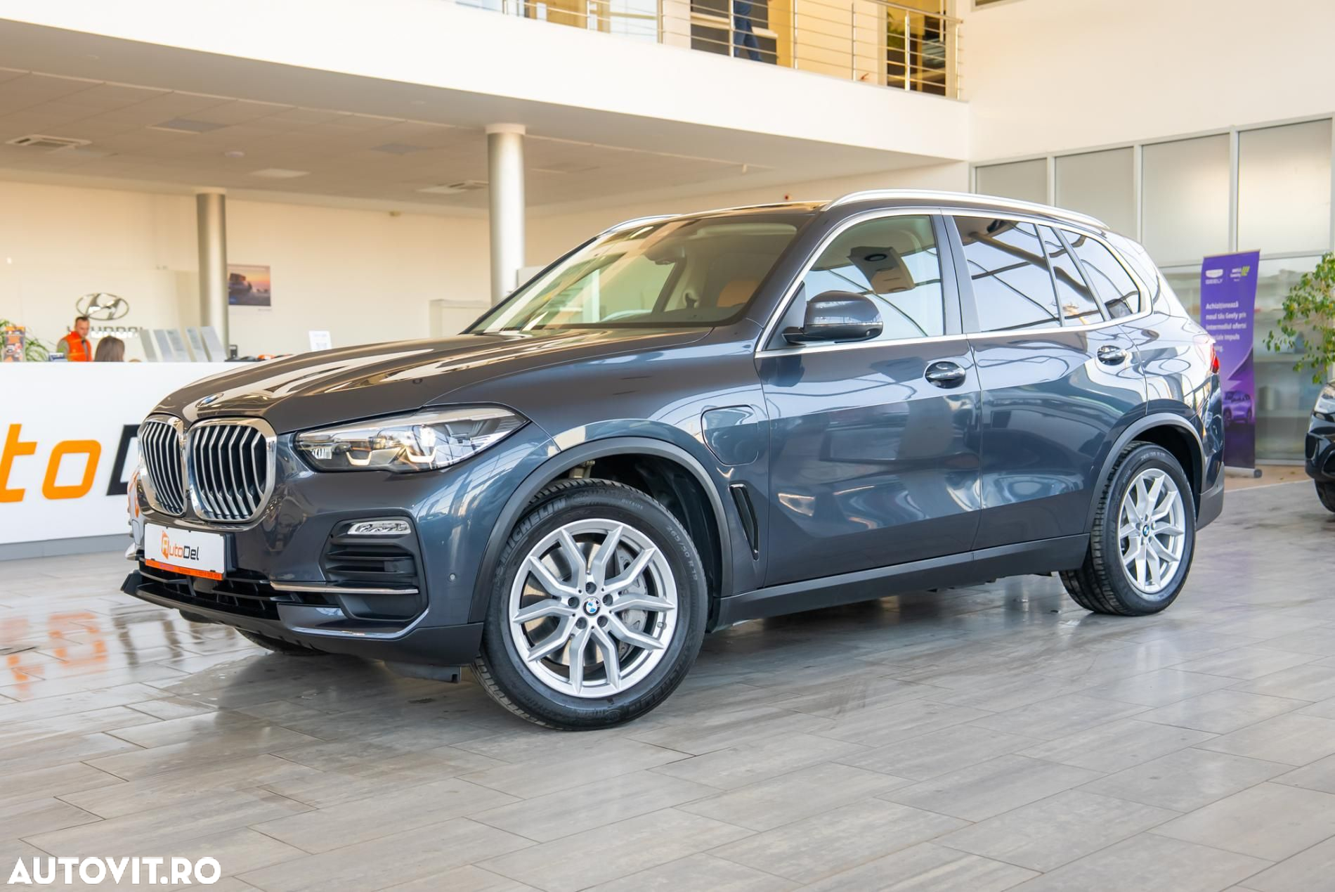 BMW X5 xDrive45e - 2