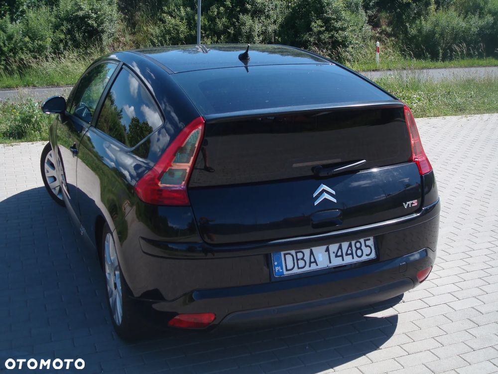 Citroën C4 1.6 16V VTR - 17