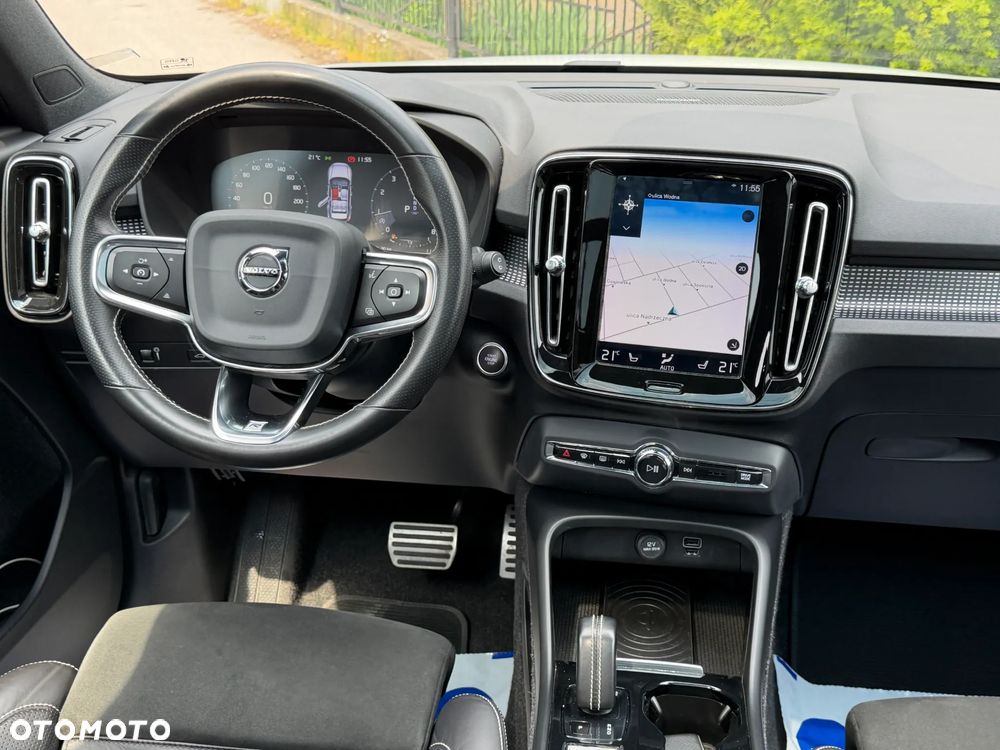 Volvo XC 40 T5 AWD R-Design - 8