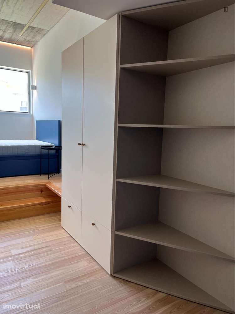 Apartamento com 1 quartos - localizado em Campanhã Porto - Grande imagem: 3/18