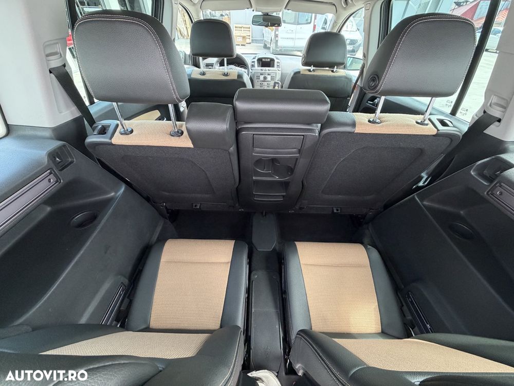 Opel Zafira - 31
