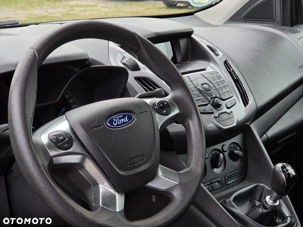 Ford Tourneo Connect Grand - 17