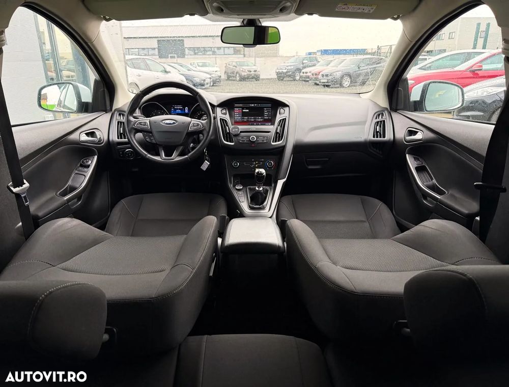 Ford Focus 1.5 TDCi DPF Start-Stopp-System Trend - 9