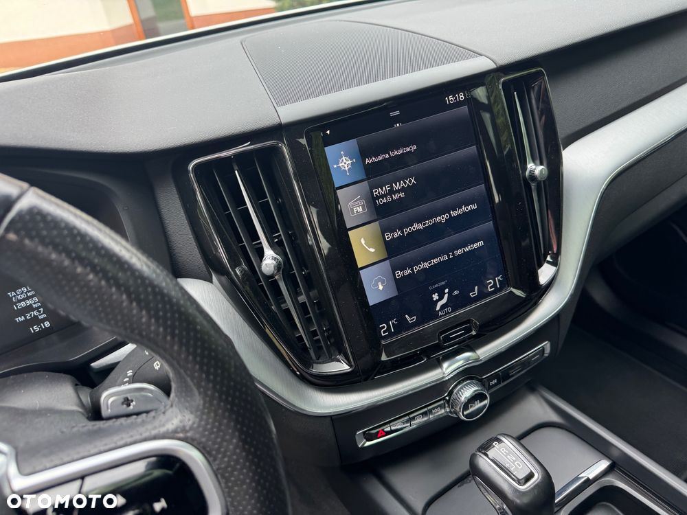 Volvo XC 60 T5 AWD Geartronic Momentum - 19