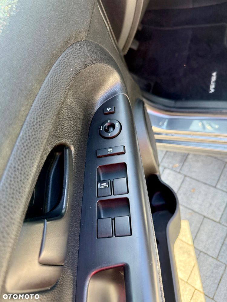 Kia Venga 1.4 CVVT Titanium Collection - 34