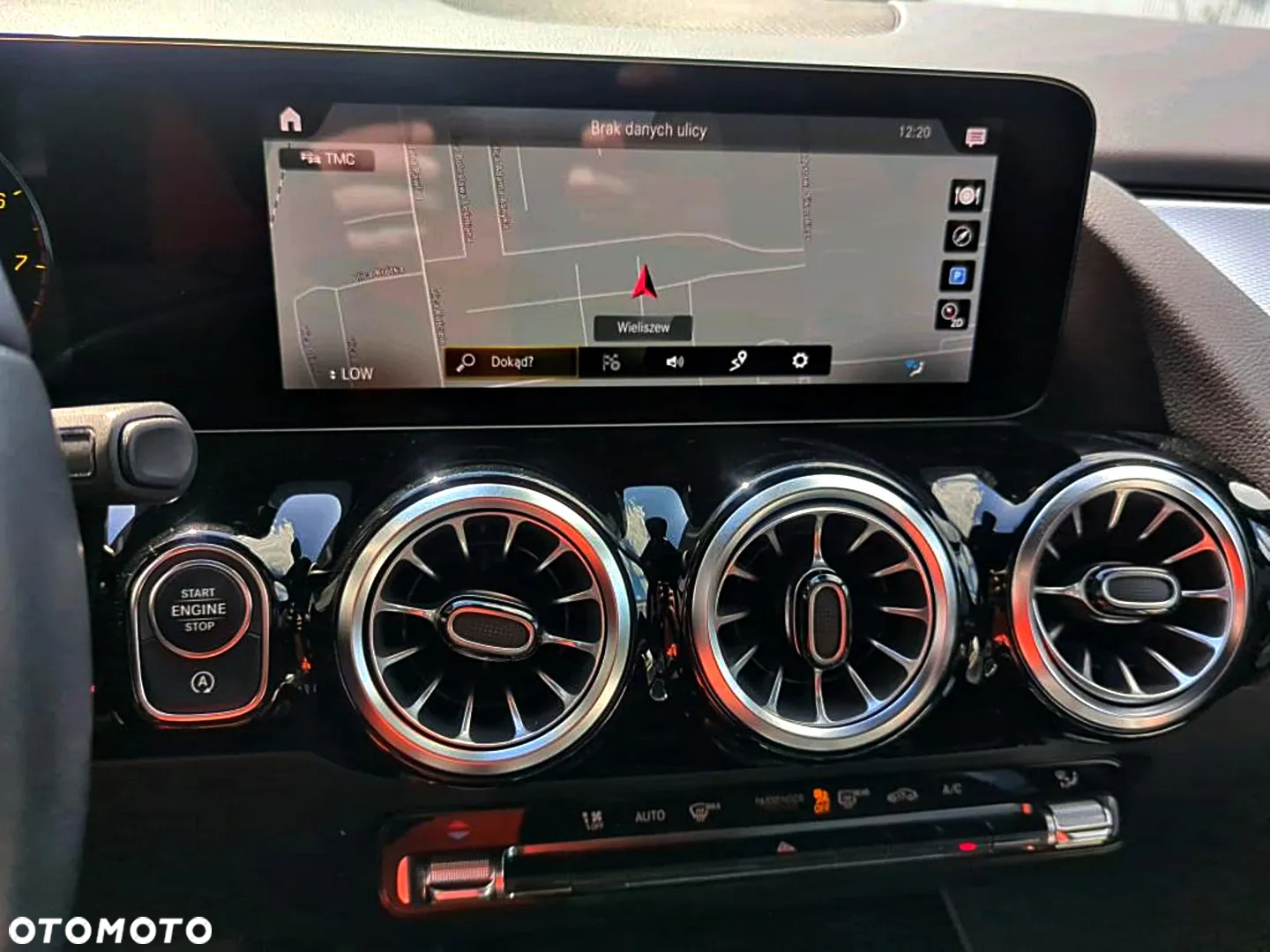 Mercedes-Benz GLA 200 - 10