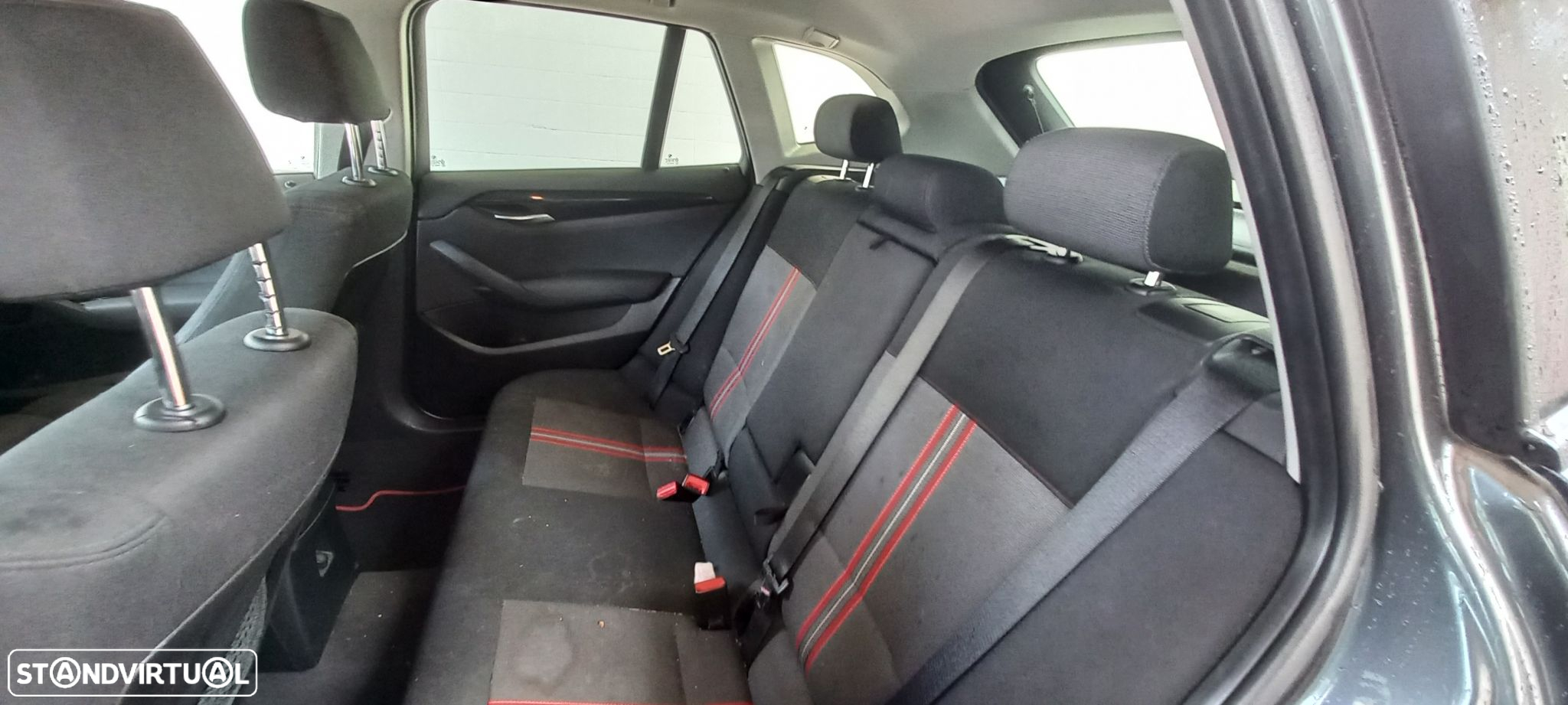 BMW X1 18 d xDrive - 15