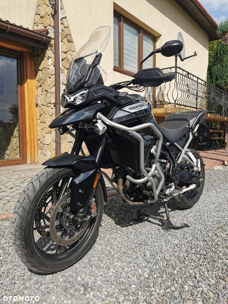 Triumph Tiger - 1