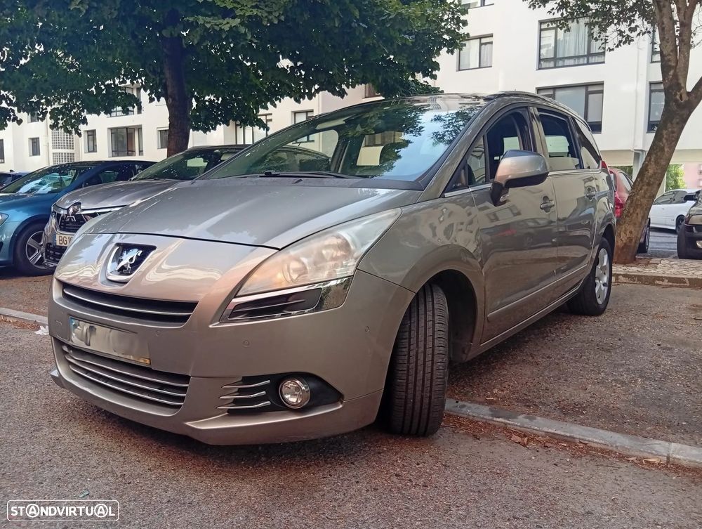 Peugeot 5008 1.6 E-HDi 5L Allure 2-Tronic - 4