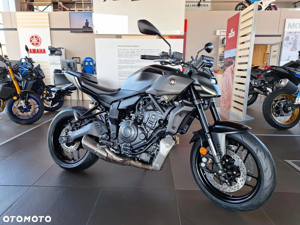 Yamaha MT - 9