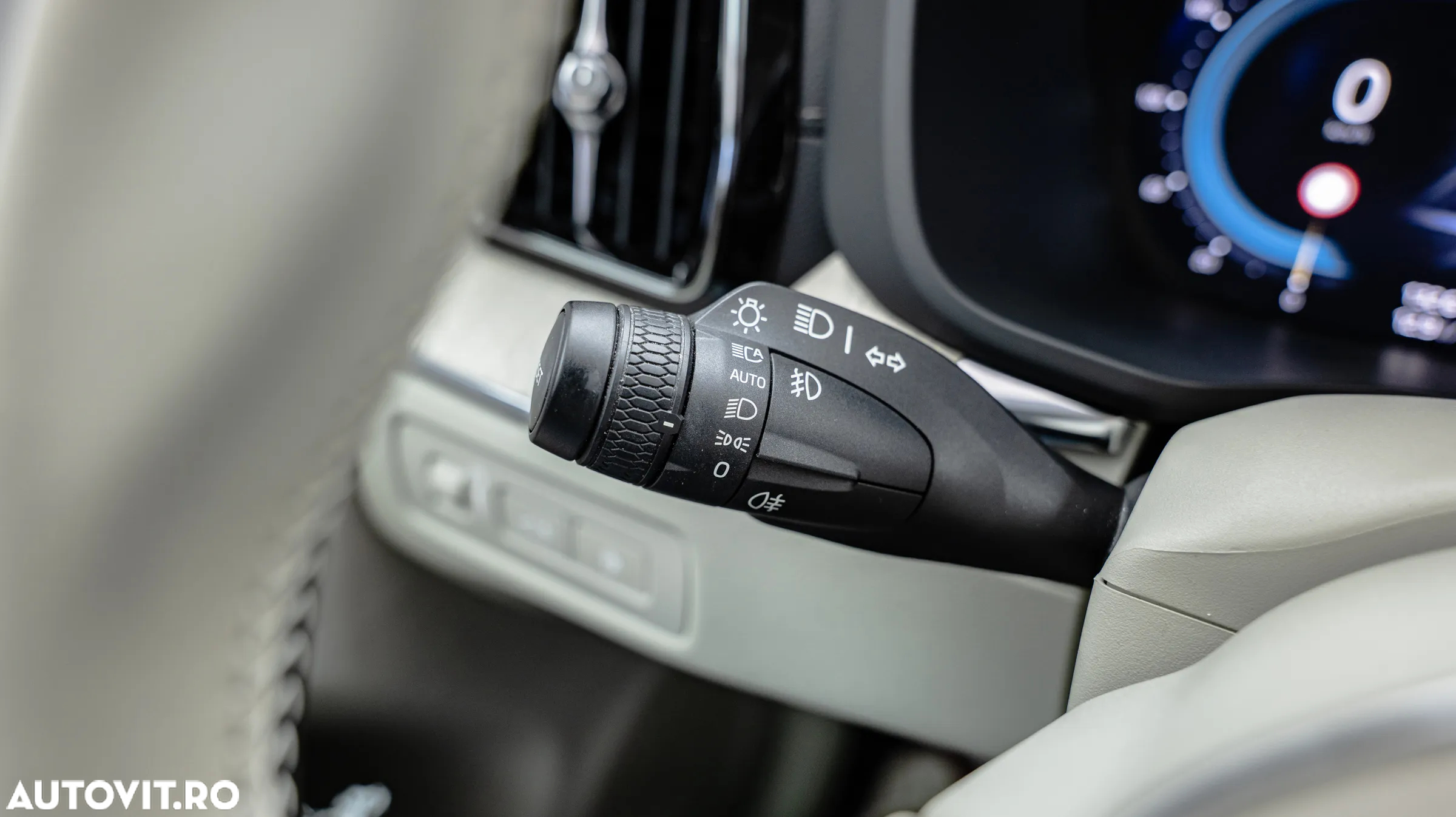 Volvo XC 60 T8 AWD Recharge Geartronic Inscription - 40