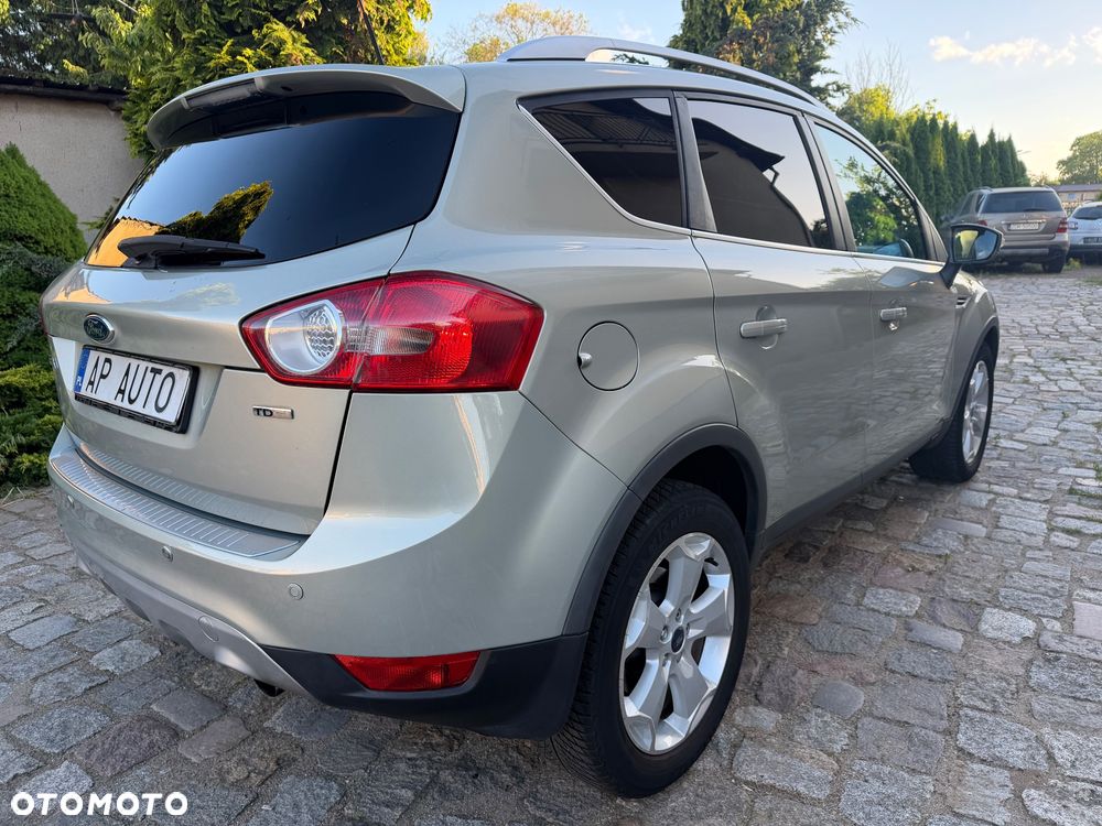 Ford Kuga 2.0 TDCi 4x4 Titanium - 8