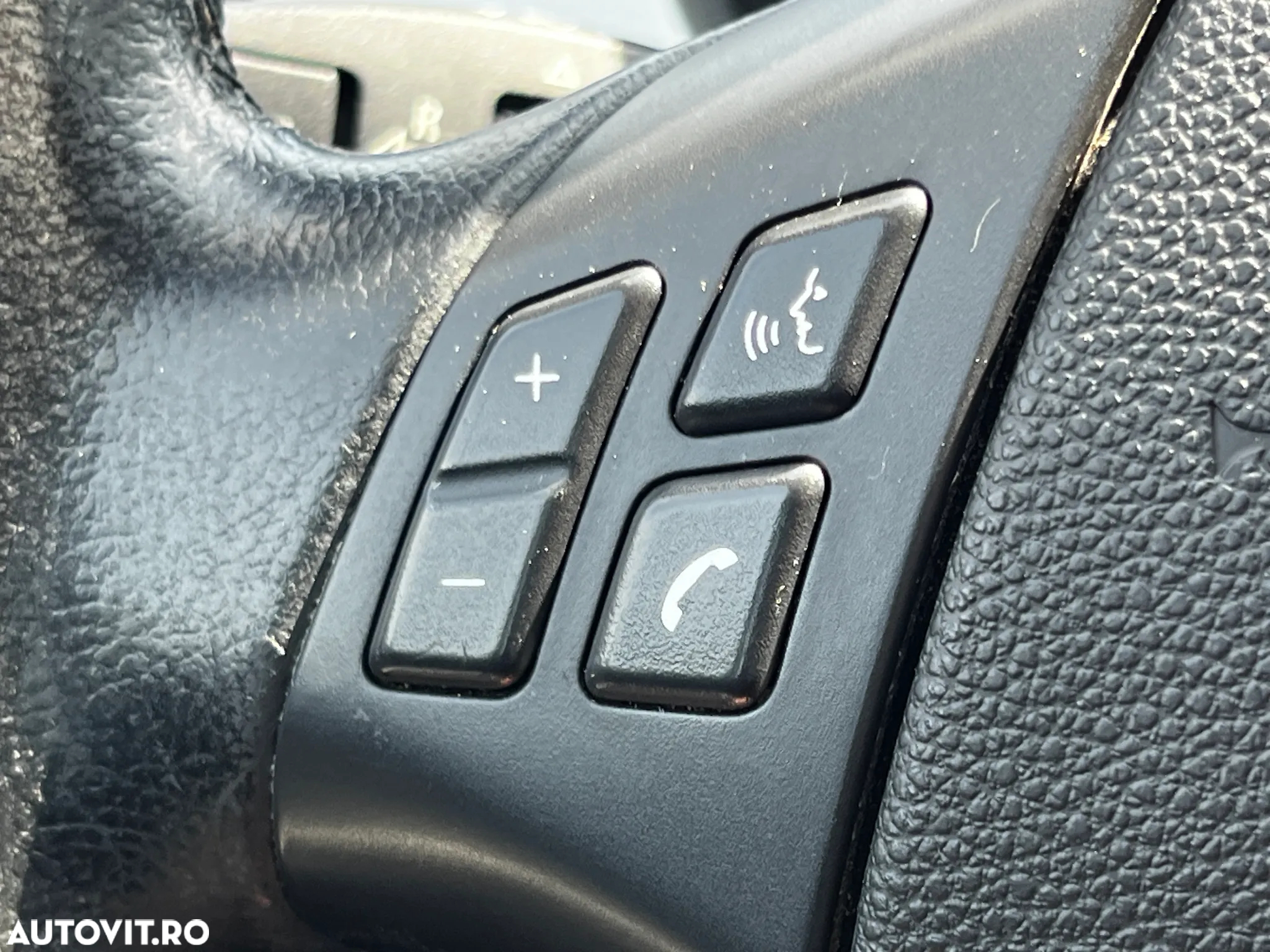 BMW Seria 3 320d Aut. - 24