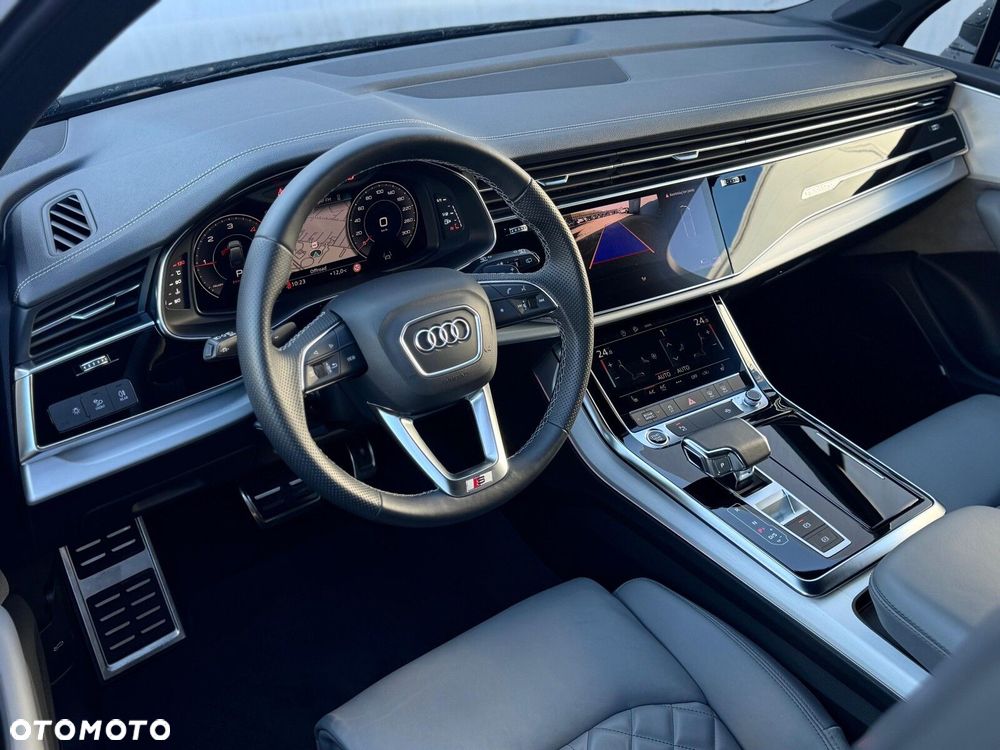 Audi Q7 - 9