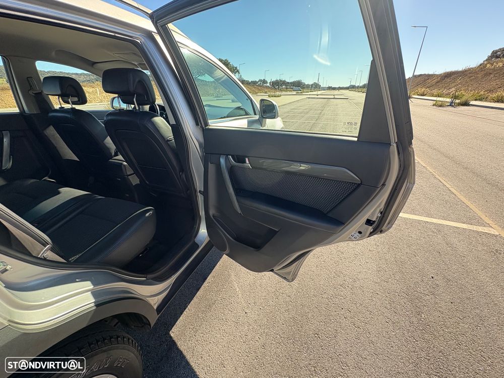 Chevrolet Captiva 2.0 VCDi Seven 7L - 31