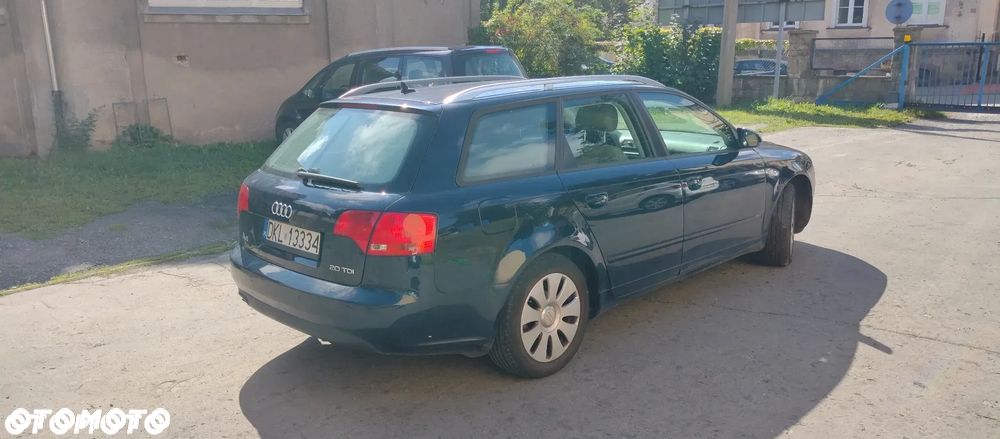 Audi A4 Avant - 13