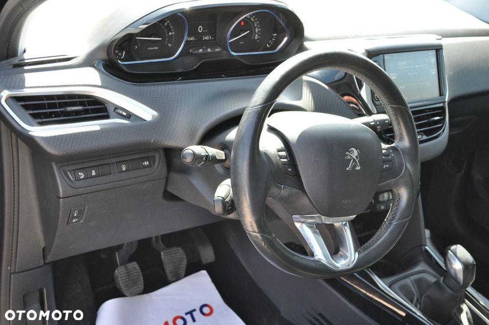 Peugeot 2008 - 18