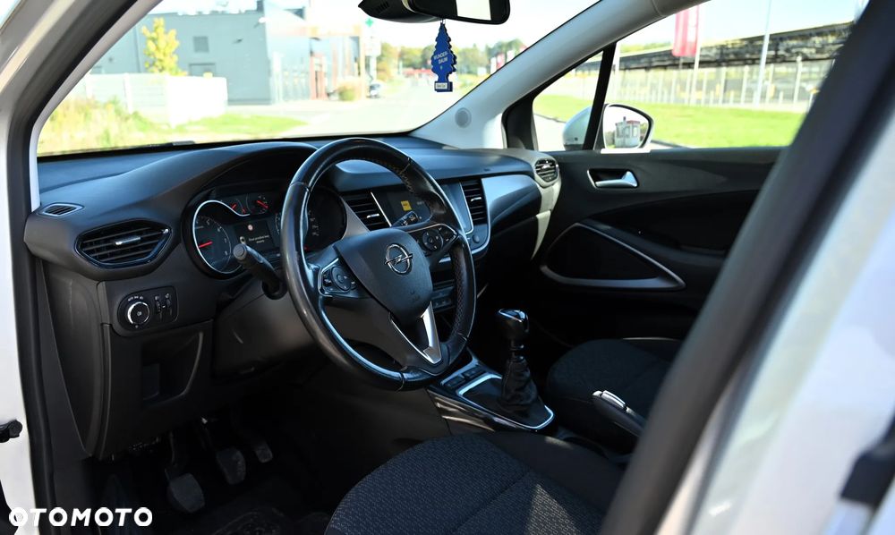 Opel Crossland X - 23