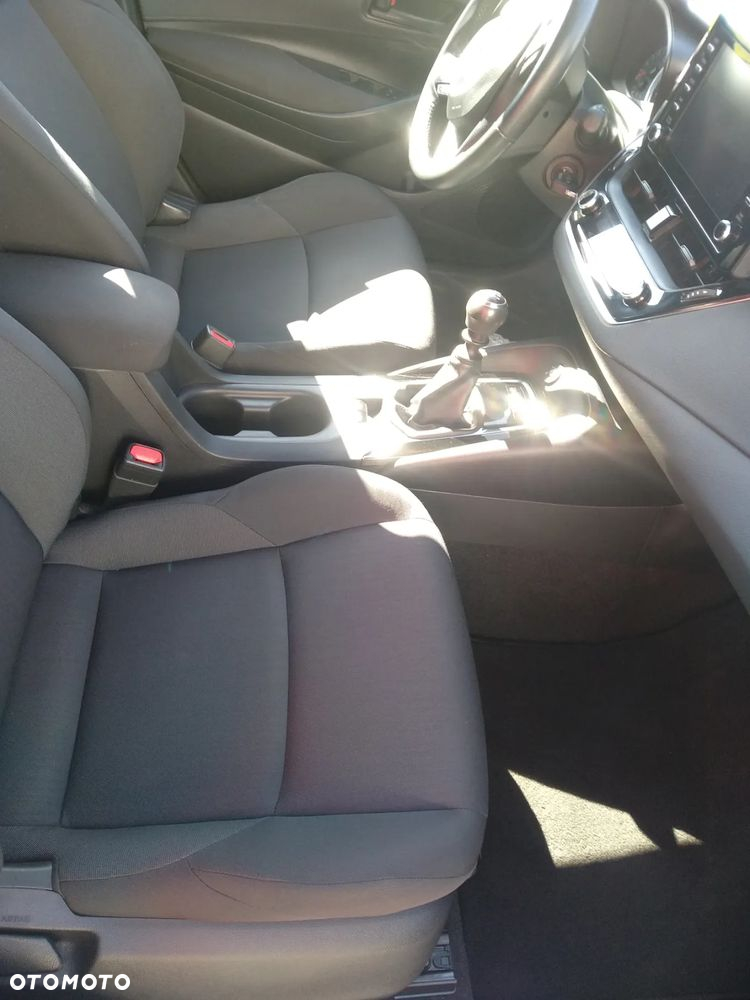 Toyota Corolla 1.2 T Active - 18