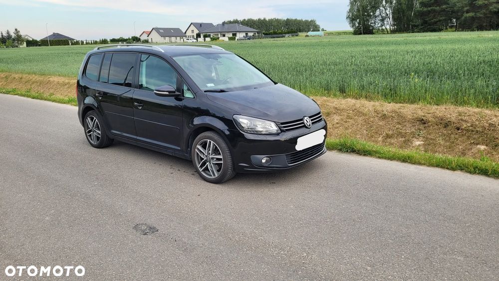 Volkswagen Touran 2.0 TDI DPF STYLE - 2