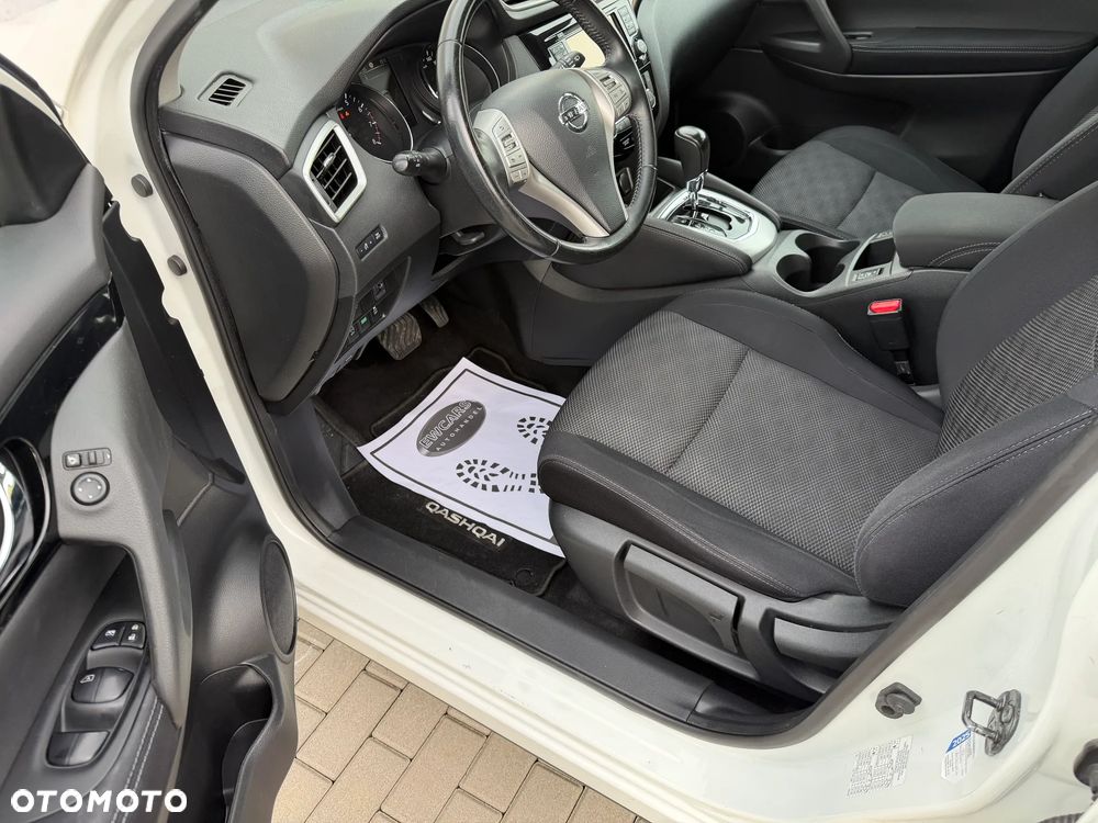 Nissan Qashqai 1.2 DIG-T Xtronic TEKNA - 22