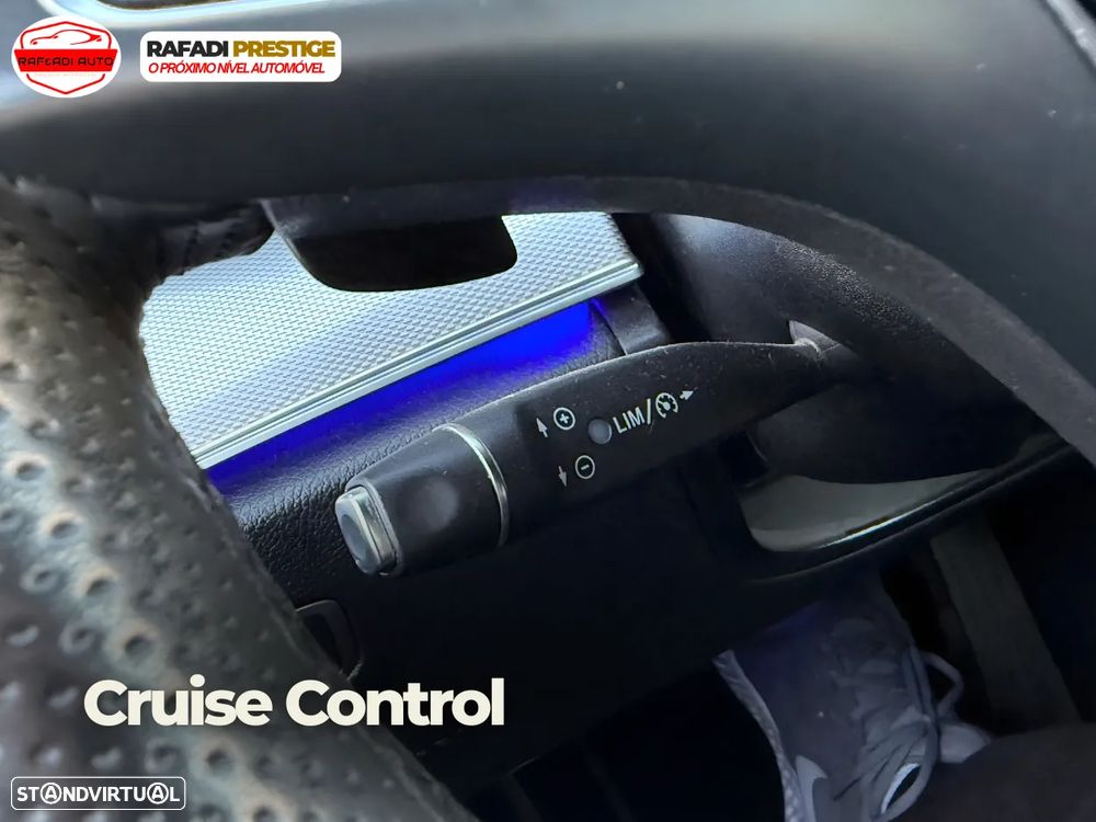 Mercedes-Benz E 220 d Avantgarde - 22