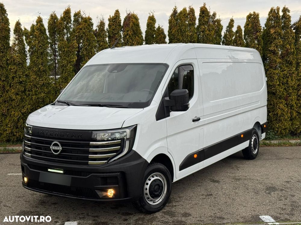 Nissan Interstar - 3
