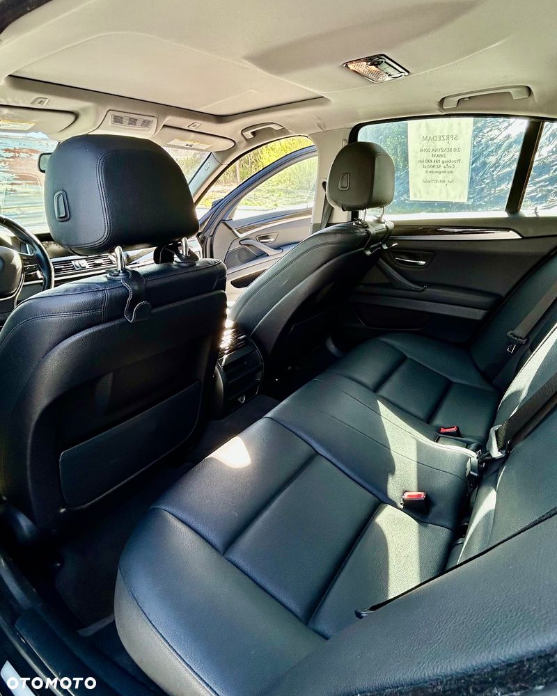 BMW Seria 5 528i Luxury Line - 19