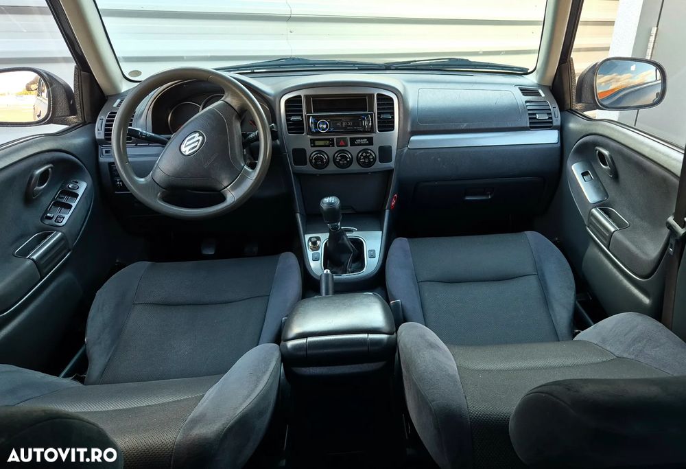 Suzuki Grand Vitara 2.0 TD - 5