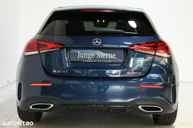 Mercedes-Benz A 250 4MATIC - 5