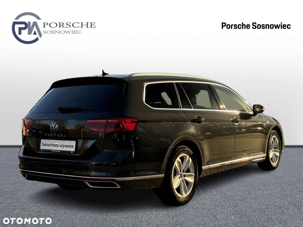 Volkswagen Passat Variant 2.0 TDI Elegance DSG - 6