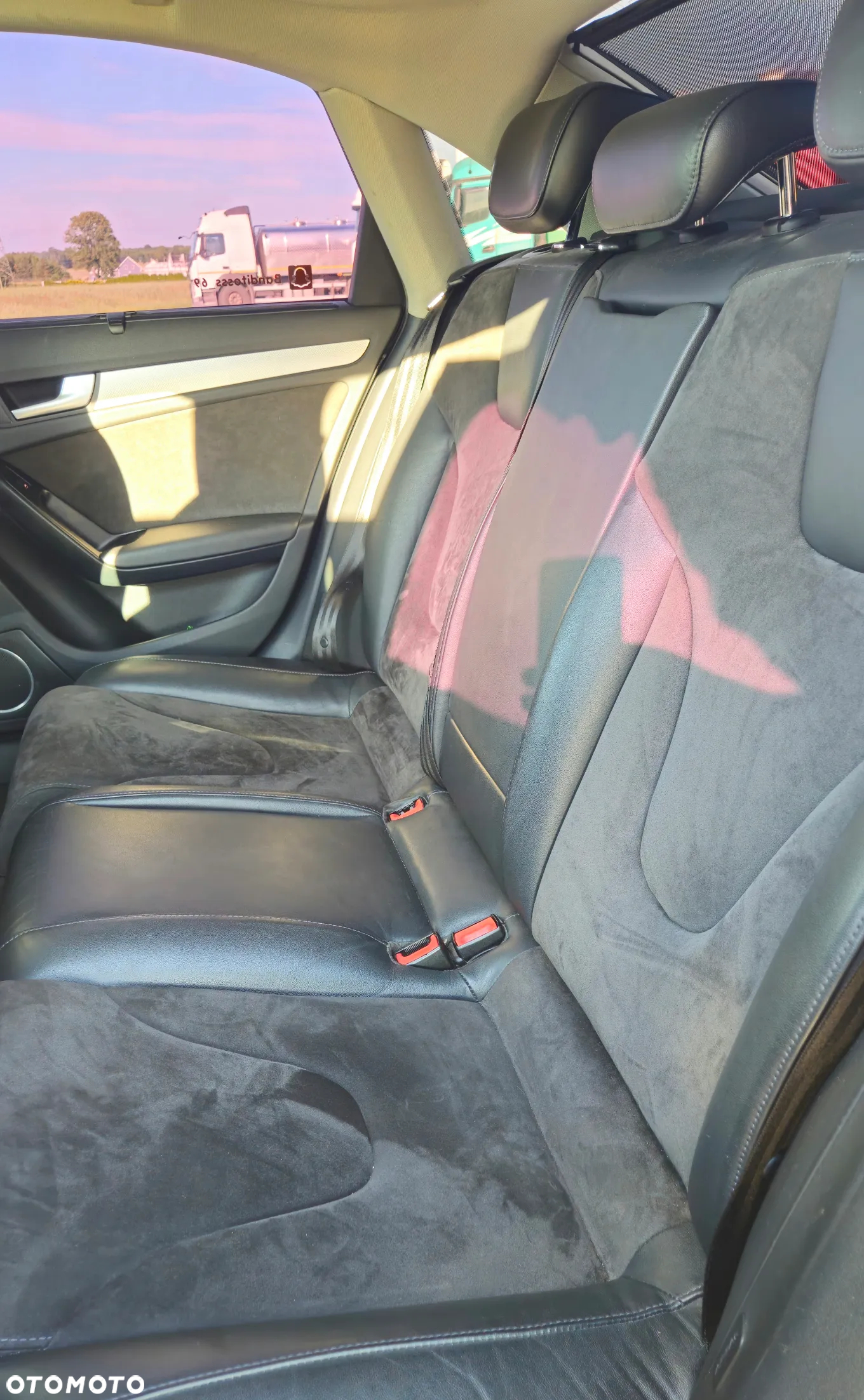 Audi A4 2.0 TDI - 11