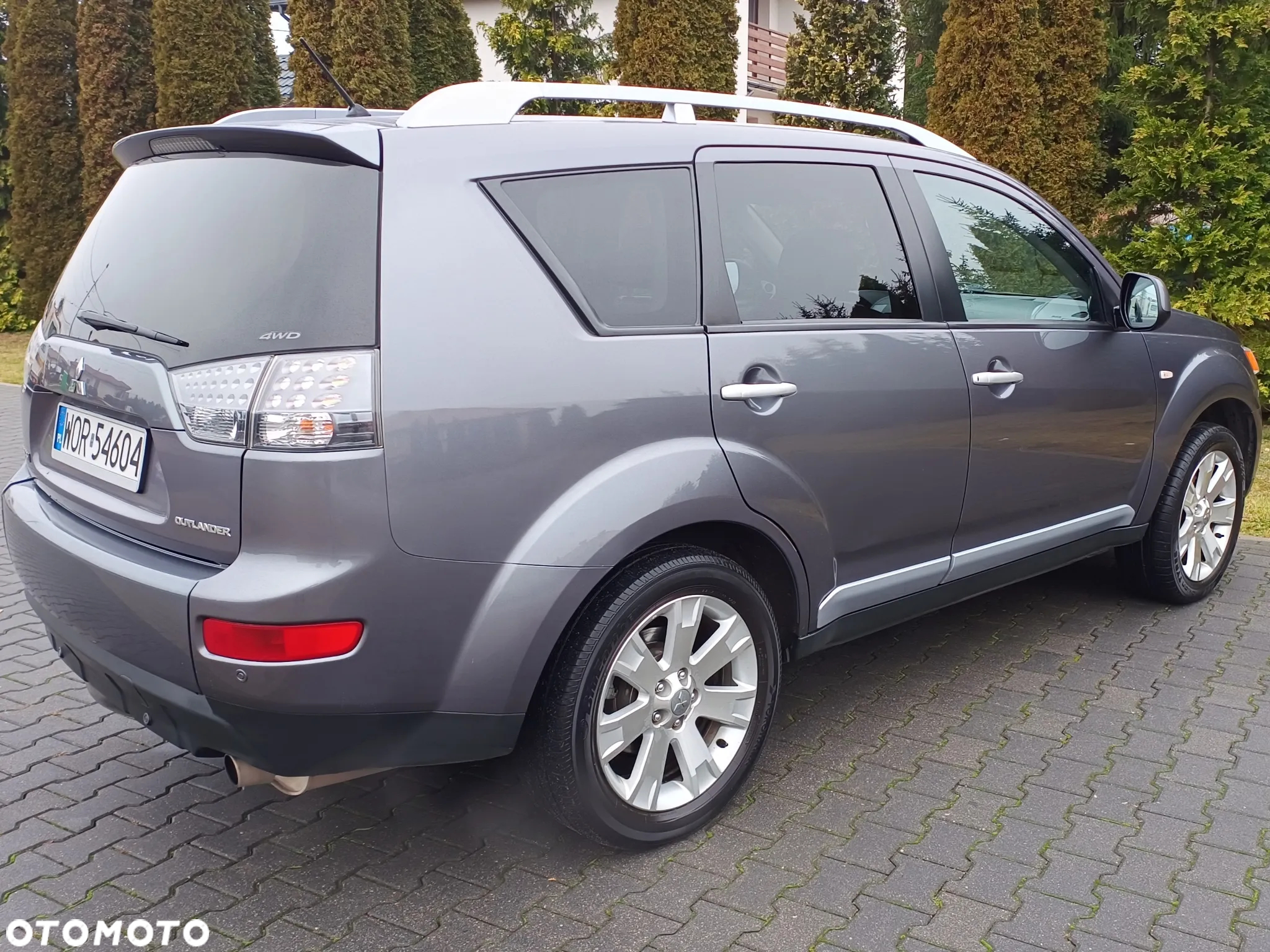 Mitsubishi Outlander 2.4 4WD CVT Instyle - 6