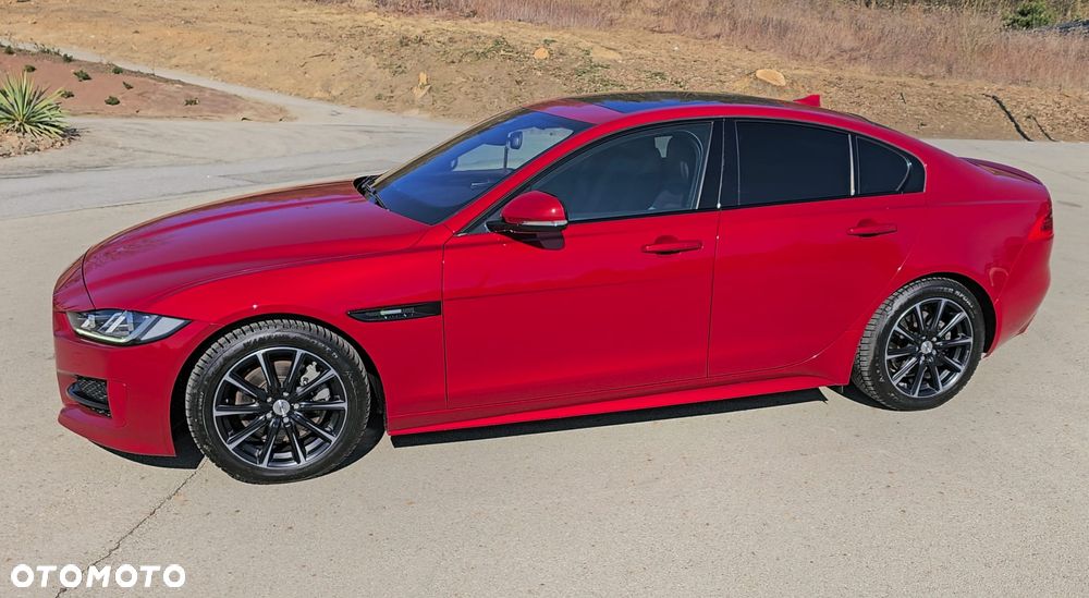 Jaguar XE 20d R-Sport Ingenium Edition - 2