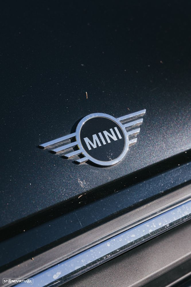MINI 5 Portas Cooper Auto - 24