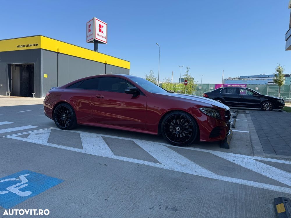 Mercedes-Benz E 220 d Coupe Aut. - 2