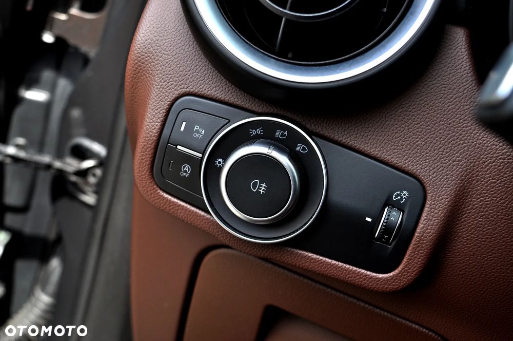 Alfa Romeo Stelvio 2.0 Turbo Super Q4 - 37