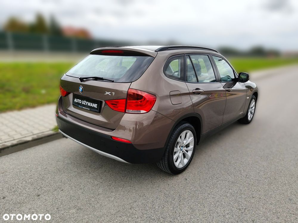 BMW X1 sDrive18d - 37