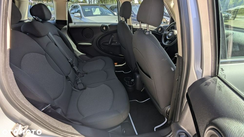 MINI Countryman One D - 18